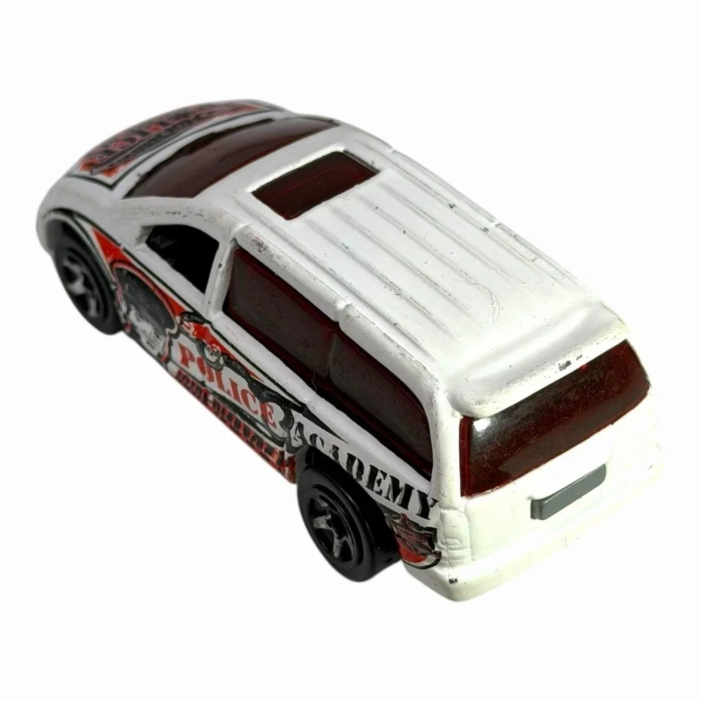 2003  ''ROLL PATROL'' #169 Hot Wheels Police Academy Dodge‎ Van Diecast Toy Car